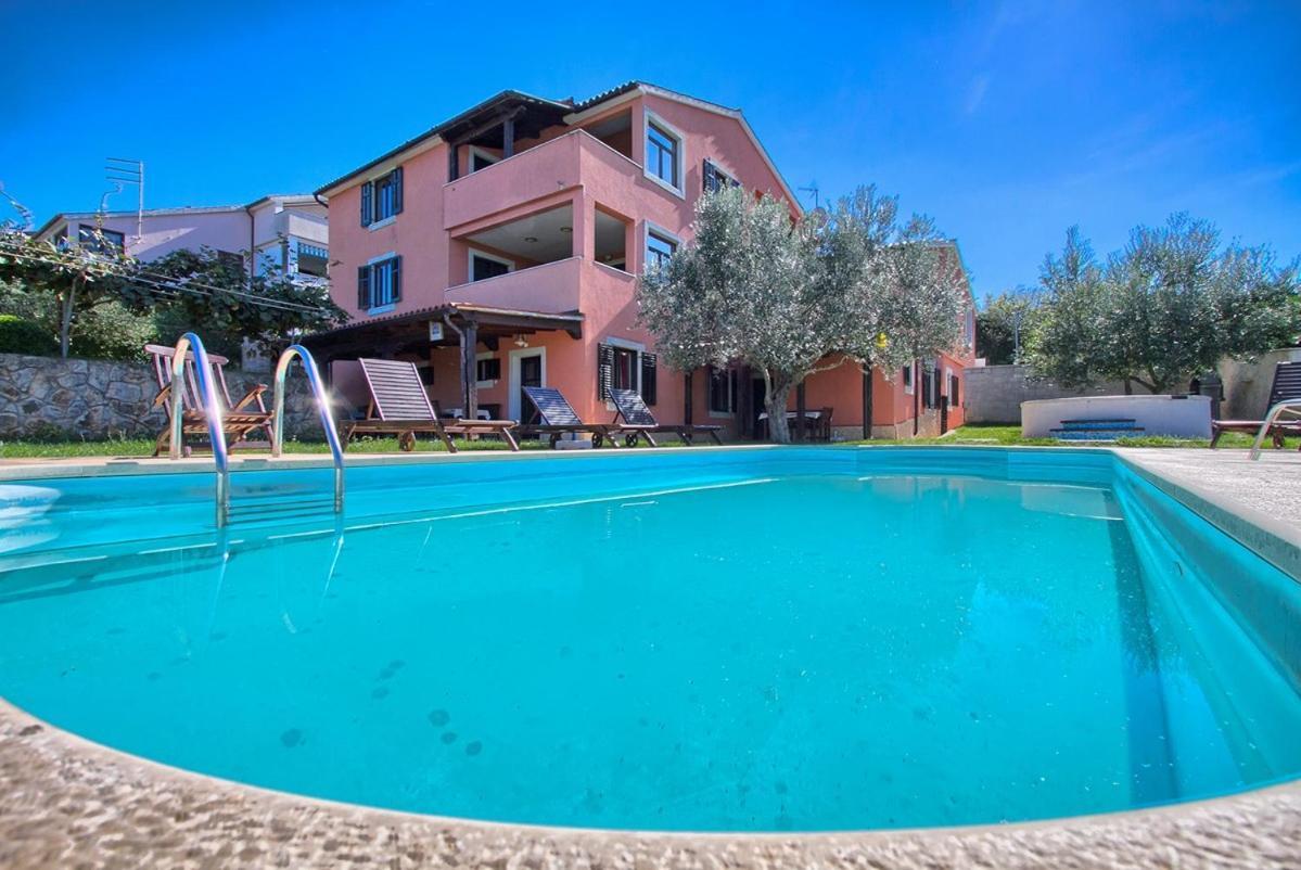 באניולה Apartments Aldo מראה חיצוני תמונה