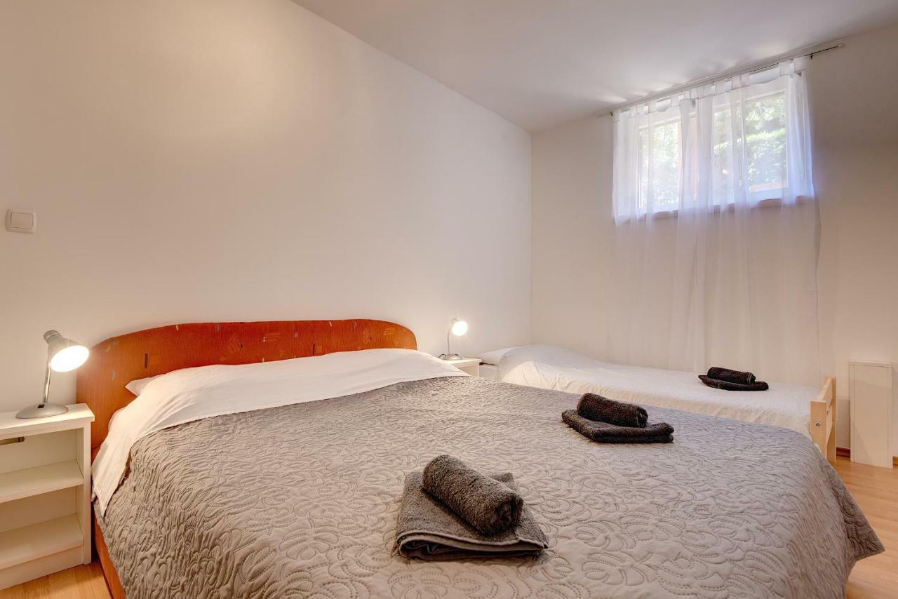באניולה Apartments Aldo מראה חיצוני תמונה